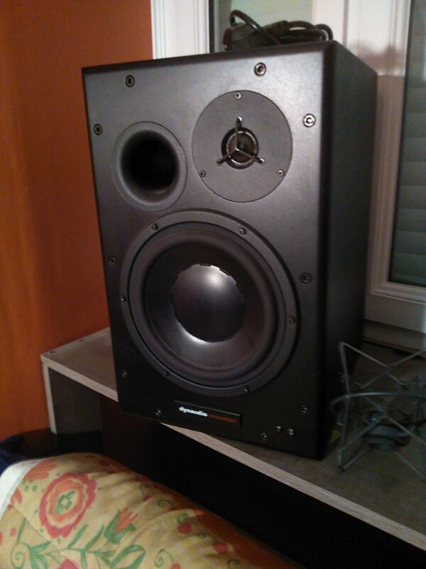 DYNAUDIO BM15